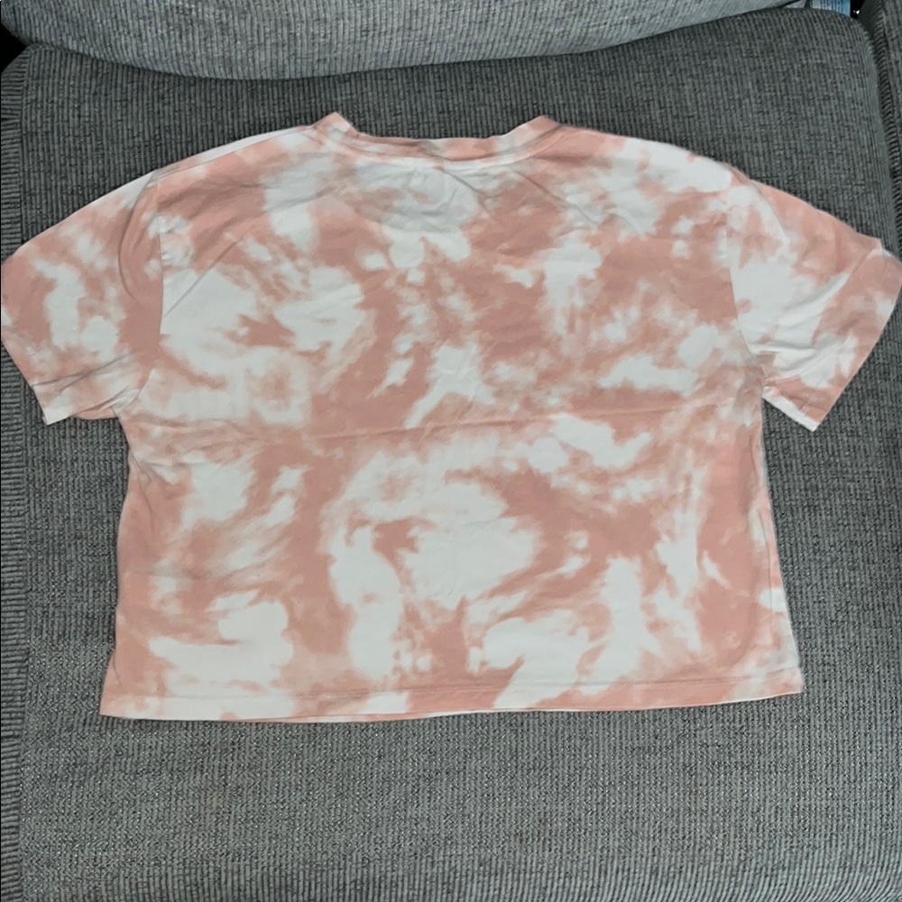 Guess Women's Pink Cropped Tie Dye Logo Graphic Tee Size Large - Picture 3 of 11